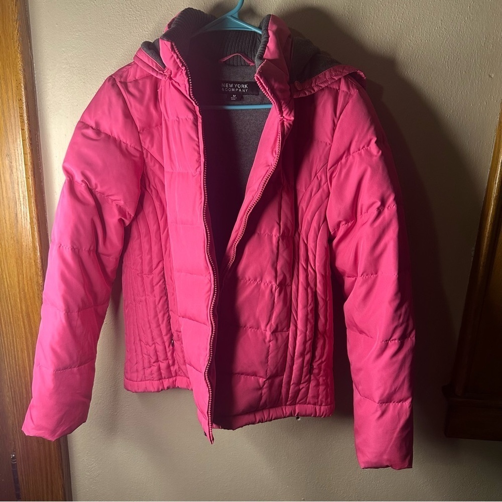Womens Size Medium New York & Company Pink Puffer Jacket - Picture 5 of 13